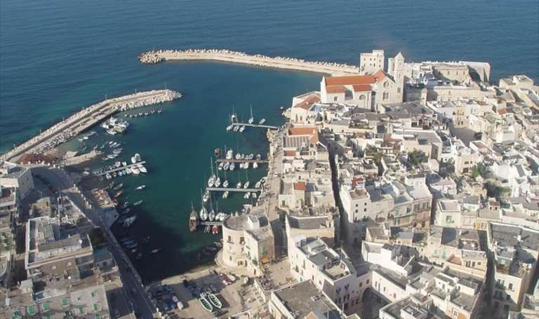 A Casa Mia Bed and Breakfast Giovinazzo Exteriör bild